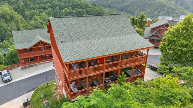 $1,775,000 | 2513 Laurel Point Way, Sevierville, TN 37862