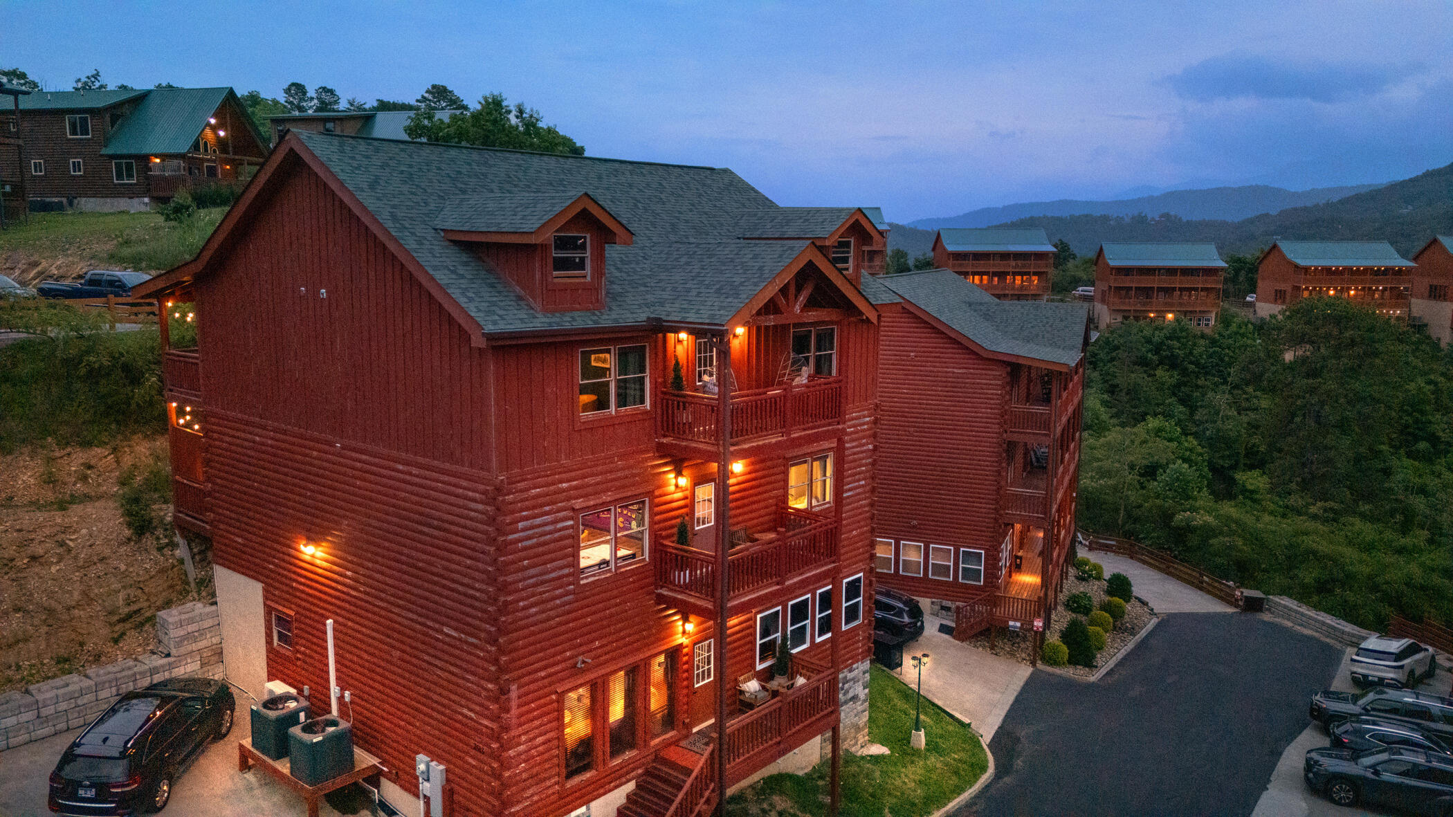 2513 Laurel Point Way Sevierville, TN 37862 - Photo 80 of 81 The Smokey Haus