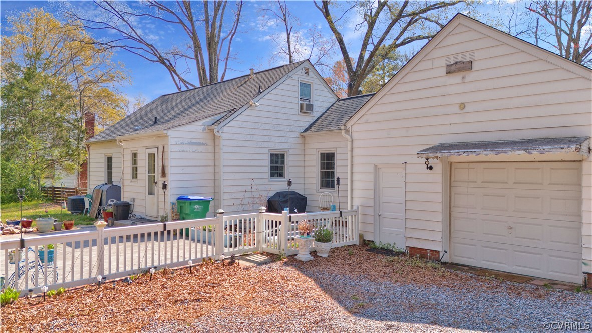 5218 Jahnke Road Richmond, VA 23225 - Photo 8 of 35 a front view of a house with garden