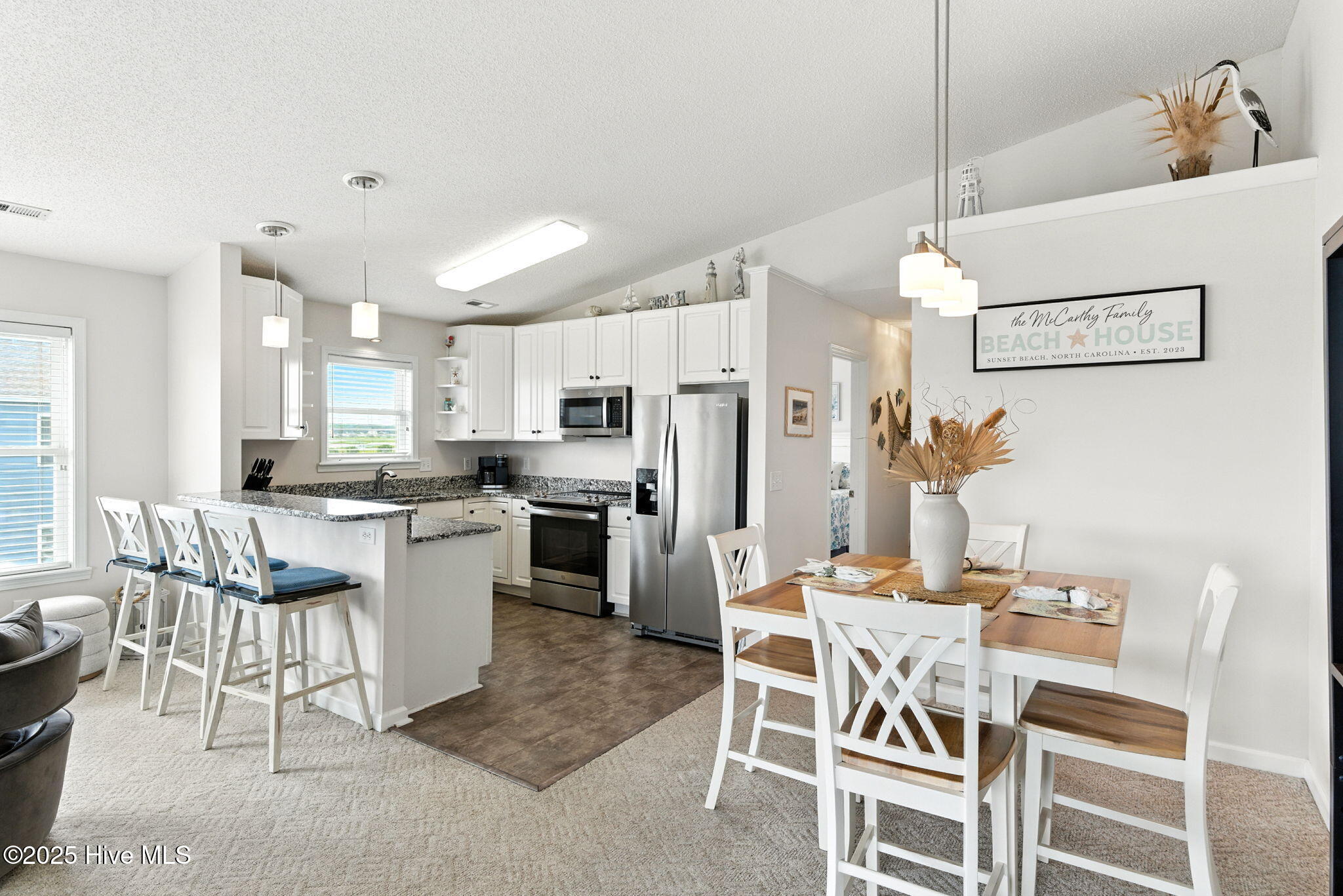 409 27th Street, Unit D Sunset Beach, NC 28468 - Photo 14 of 52 22-web-or-mls-CAMMediaLLC.com D-19