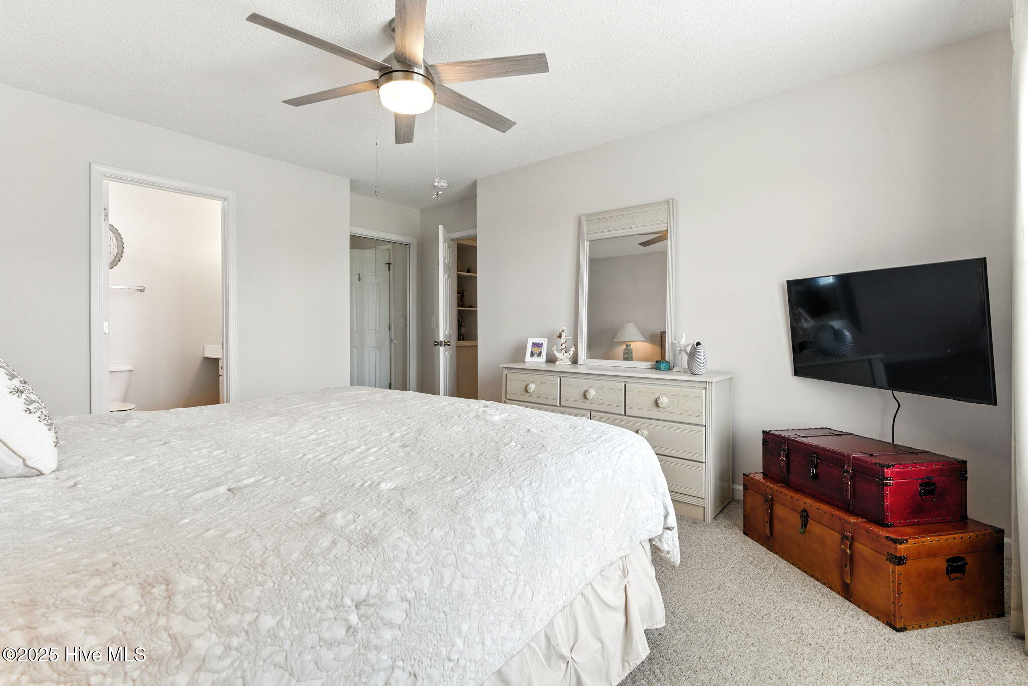 409 27th Street, Unit D Sunset Beach, NC 28468 - Photo 27 of 52 35-web-or-mls-CAMMediaLLC.com D-32