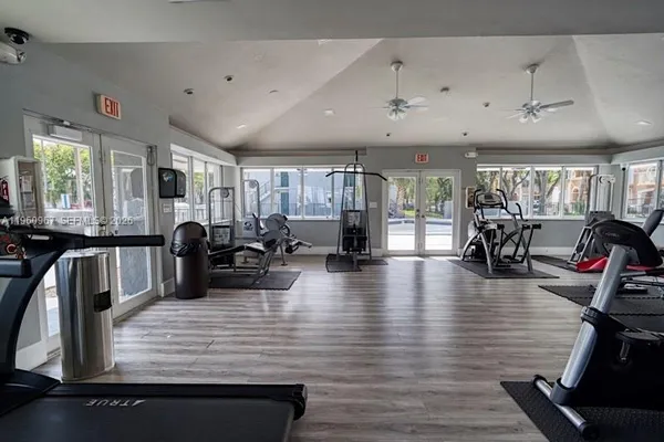 $2,350 | 7195 Northwest 179th Street, Unit 211, Hialeah, FL 33015