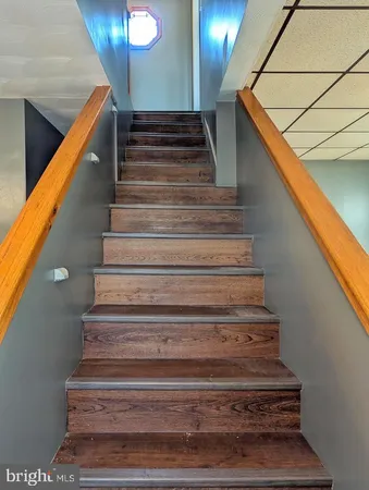 a view of entryway