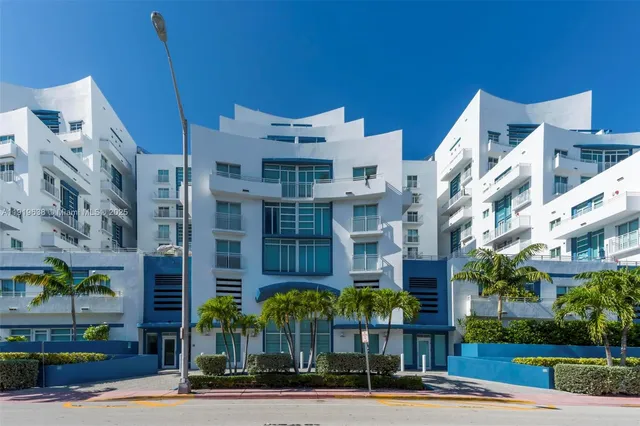 $1,299,000 | 7600 Collins Avenue, Unit 1012, Miami Beach, FL 33141