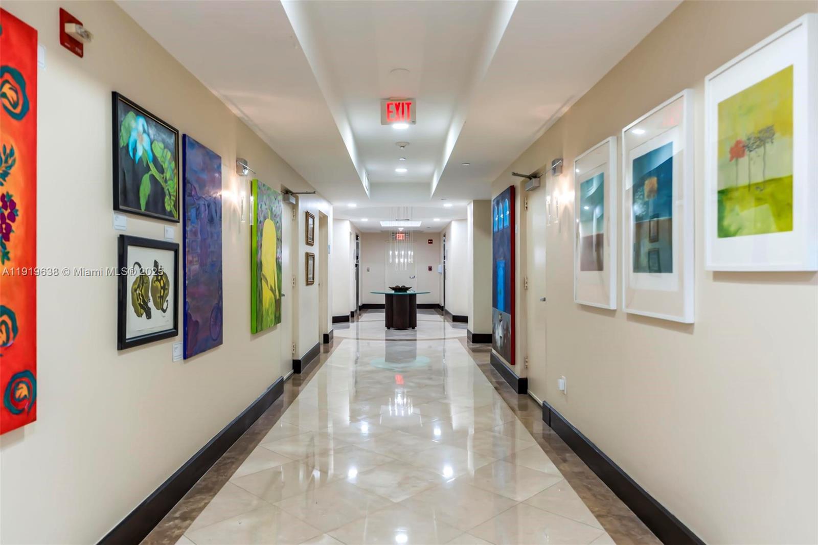 7600 Collins Avenue, Unit 1012 Miami Beach, FL 33141 - Photo 39 of 42