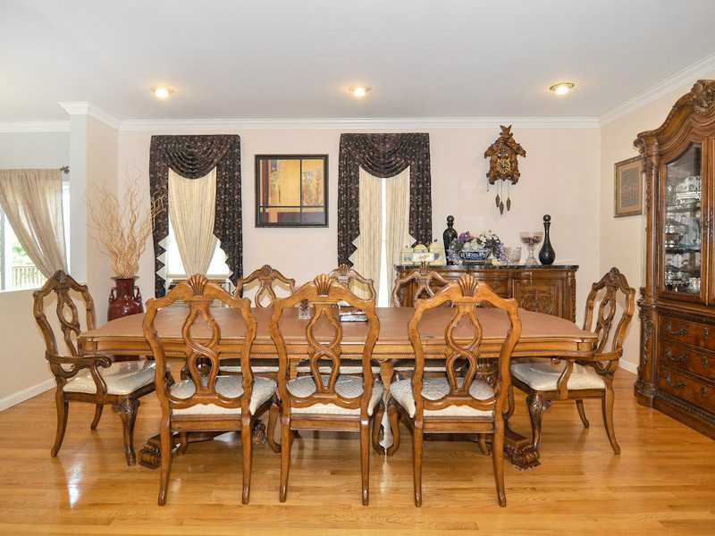 609 River Road Lincoln, RI 02865 - Photo 4 of 25 Dining Room.