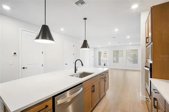 $4,900 | 406 North Westland Avenue, Unit 2, Tampa, FL 33606