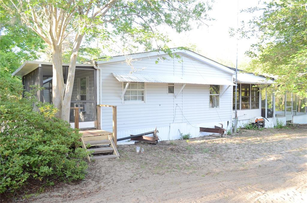 591 Fisher Road Ocklawaha, FL 32179 - Photo 15 of 24