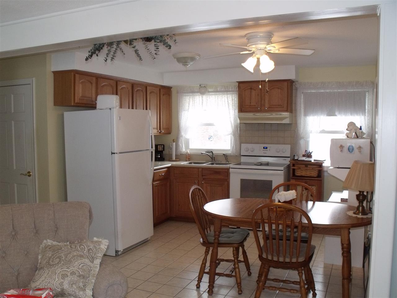 8 Halletts Way Merrimack, NH 03054 - Photo 7 of 40