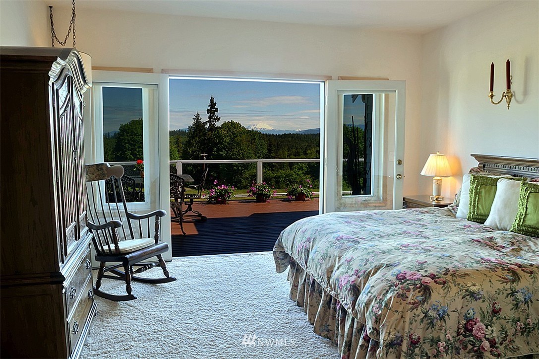 1029 Arrowhead Road Camano Island, WA 98282 - Photo 14 of 25 Gallery Image 14