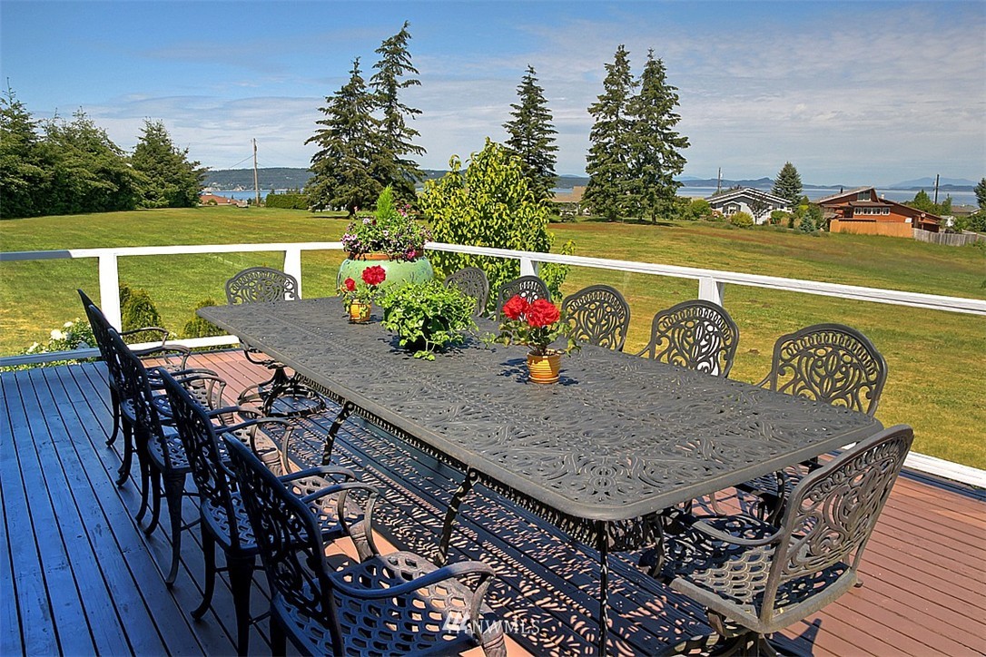 1029 Arrowhead Road Camano Island, WA 98282 - Photo 22 of 25 Gallery Image 22