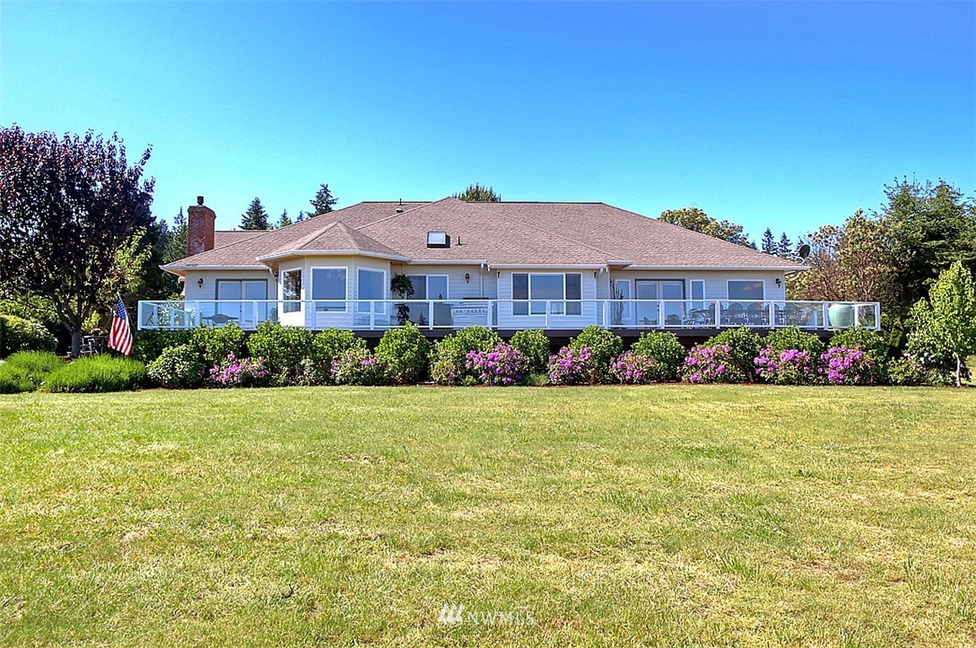 1029 Arrowhead Road Camano Island, WA 98282 - Photo 5 of 25 Gallery Image 5