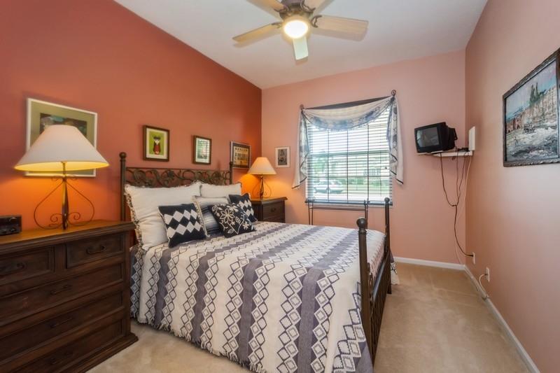 8670 Via Ancho Road Boca Raton, FL 33433 - Photo 13 of 24 12_8670ViaAnchoRd_153_2ndBedroom_FlexMLS