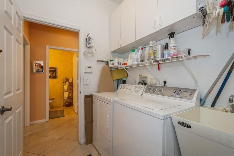 8670 Via Ancho Road Boca Raton, FL 33433 - Photo 20 of 24 16_8670ViaAnchoRd_44_LaundryRoom_FlexMLS