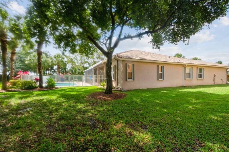 8670 Via Ancho Road Boca Raton, FL 33433 - Photo 24 of 24 21_8670ViaAnchoRd_58_SideView_FlexMLS800