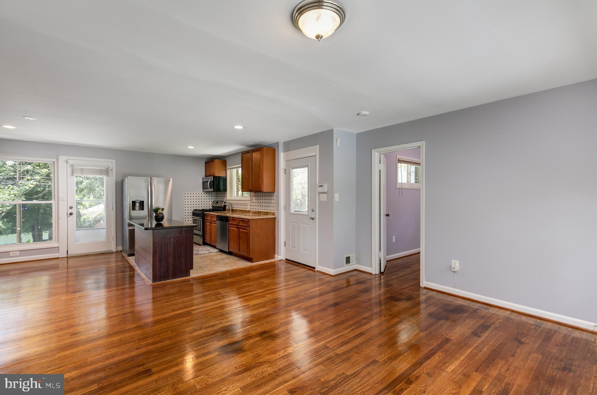 305 Belton Road Silver Spring, MD 20901 - Photo 11 of 37