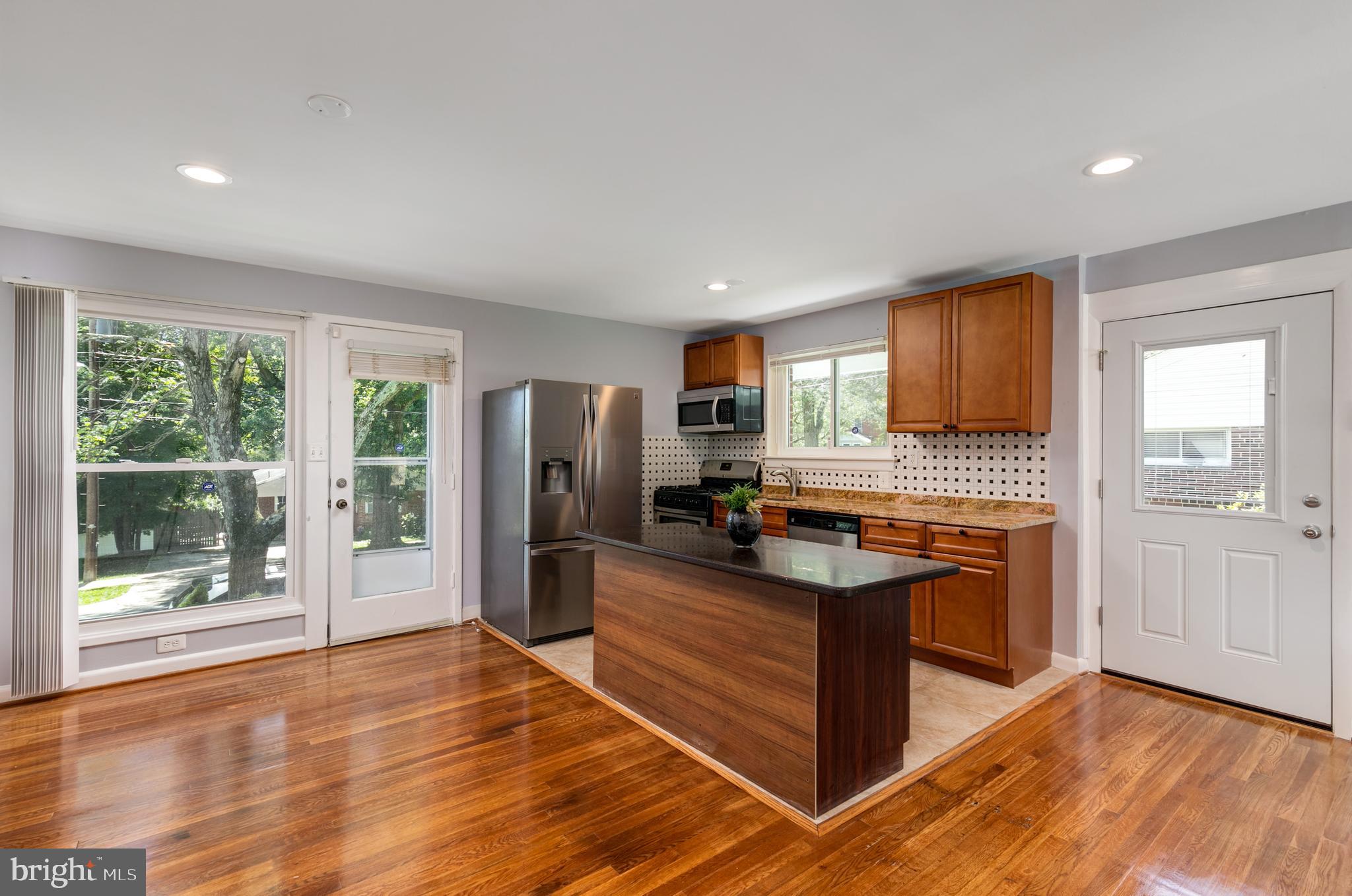 305 Belton Road Silver Spring, MD 20901 - Photo 36 of 37