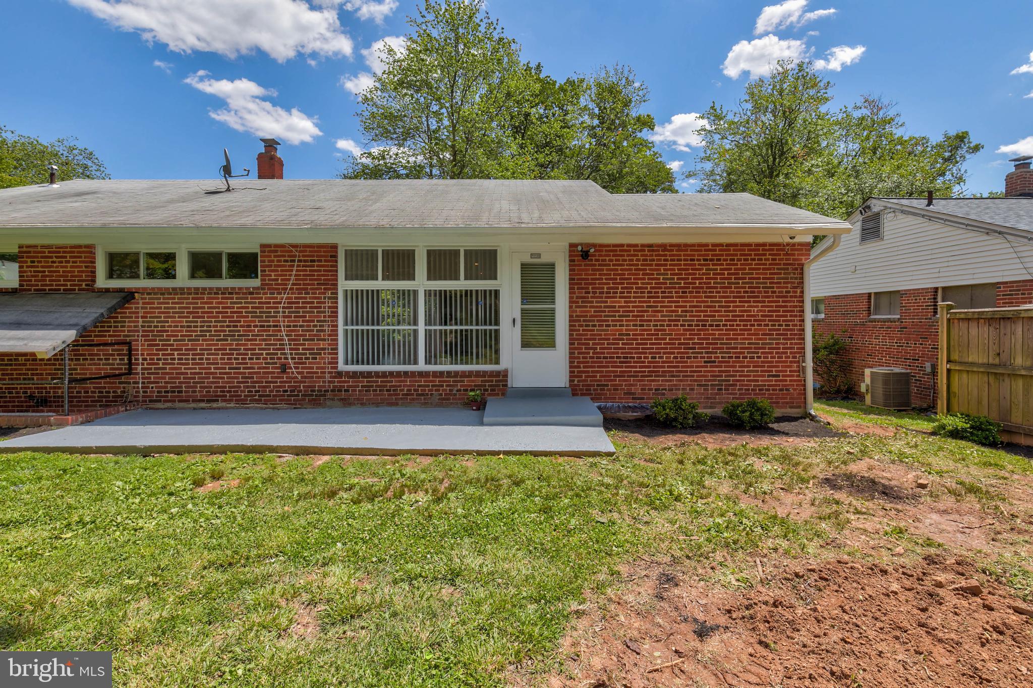 305 Belton Road Silver Spring, MD 20901 - Photo 9 of 37