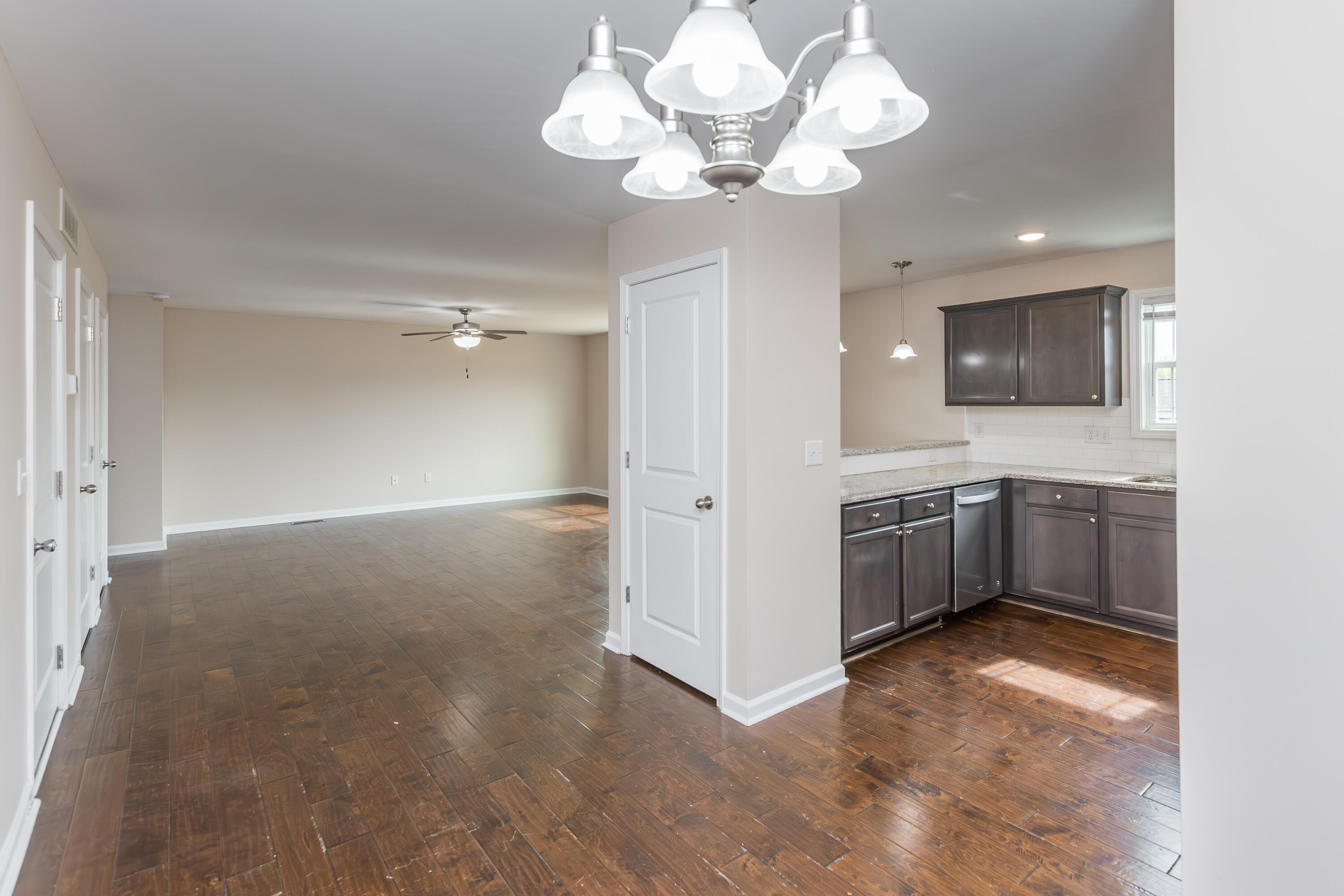 1328 Greendale Road Lexington, KY 40511 - Photo 7 of 26 1000018719