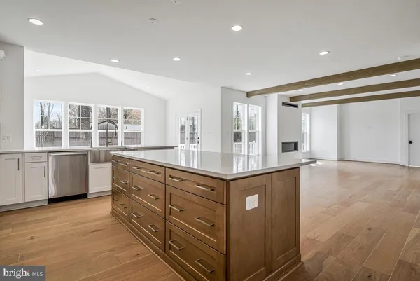 $1,695,900 | 8205 Dabney Avenue, Springfield, VA 22152