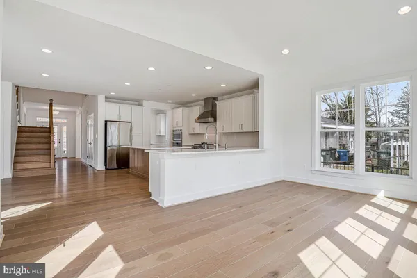 $1,695,900 | 8205 Dabney Avenue, Springfield, VA 22152