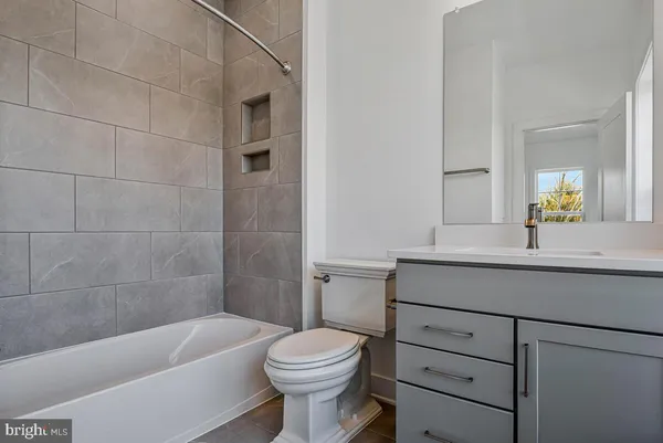 $1,695,900 | 8205 Dabney Avenue, Springfield, VA 22152