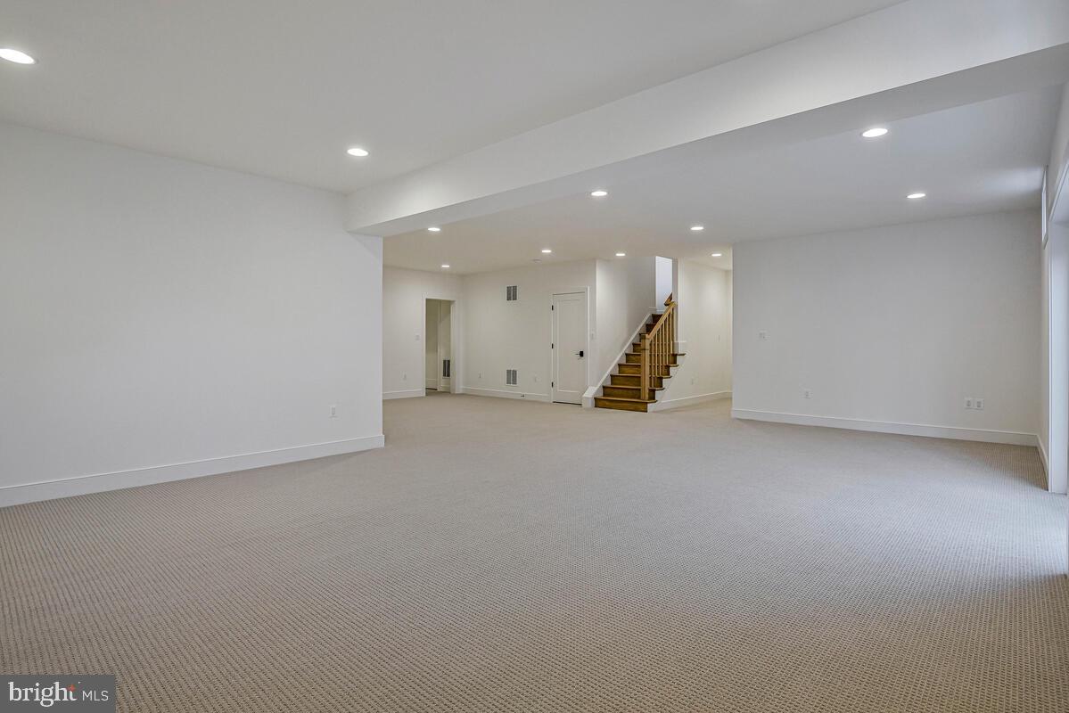 8205 Dabney Avenue Springfield, VA 22152 - Photo 63 of 84