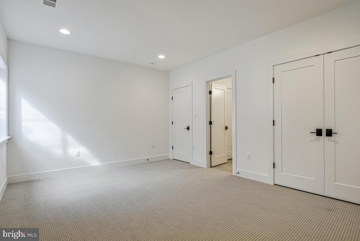 8205 Dabney Avenue Springfield, VA 22152 - Photo 67 of 84