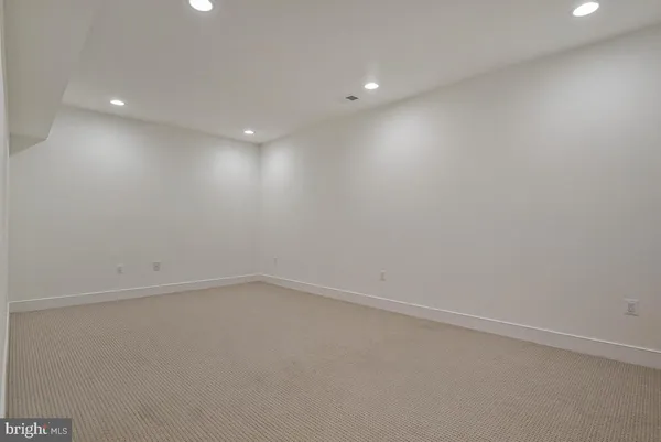 $1,695,900 | 8205 Dabney Avenue, Springfield, VA 22152