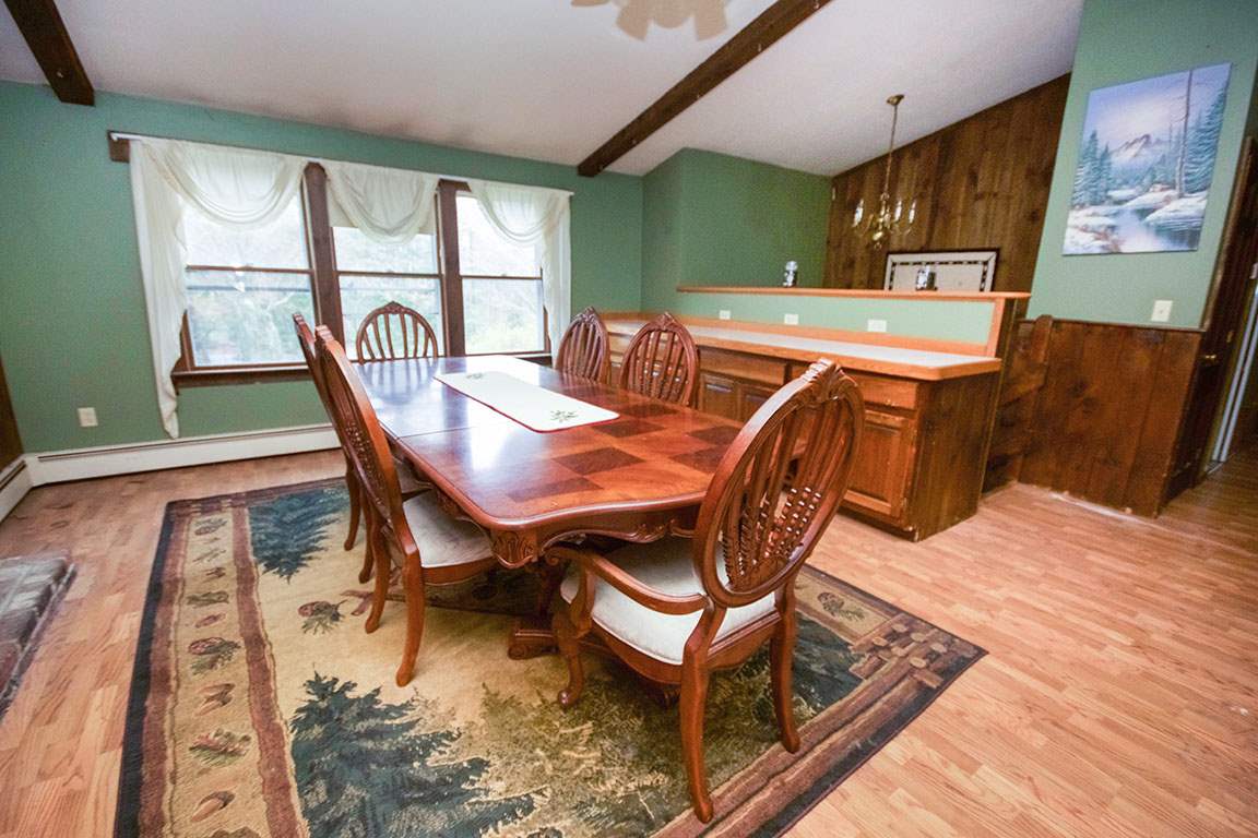 184 Warner Hill Road Derry, NH 03038 - Photo 3 of 34