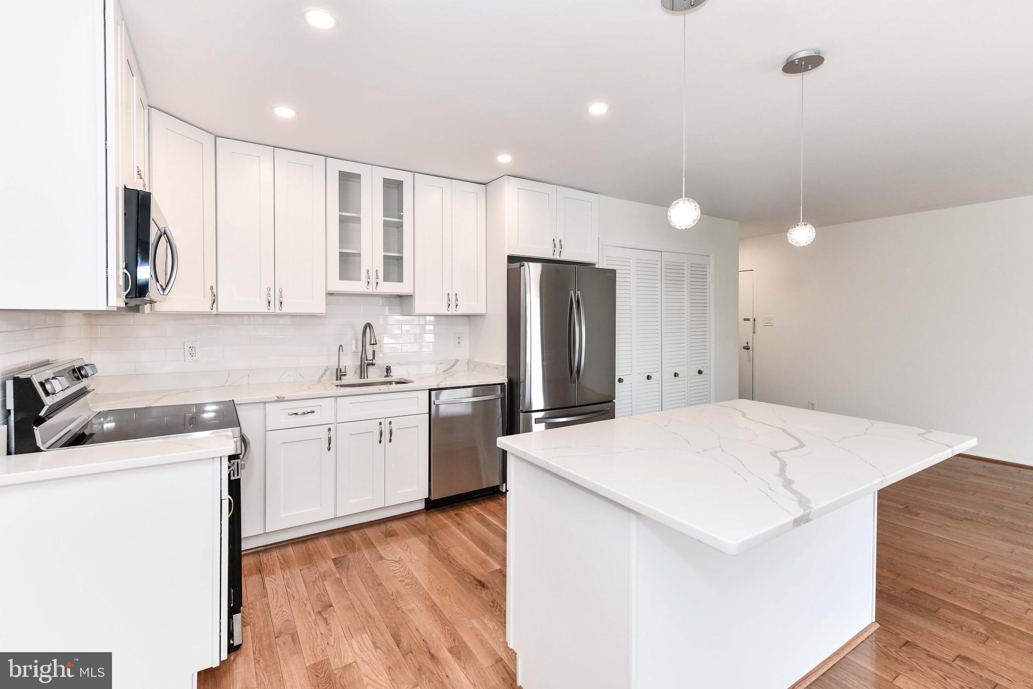 6240 Edsall Road, Unit 403 Alexandria, VA 22312 - Photo 13 of 31 Gallery Image 13