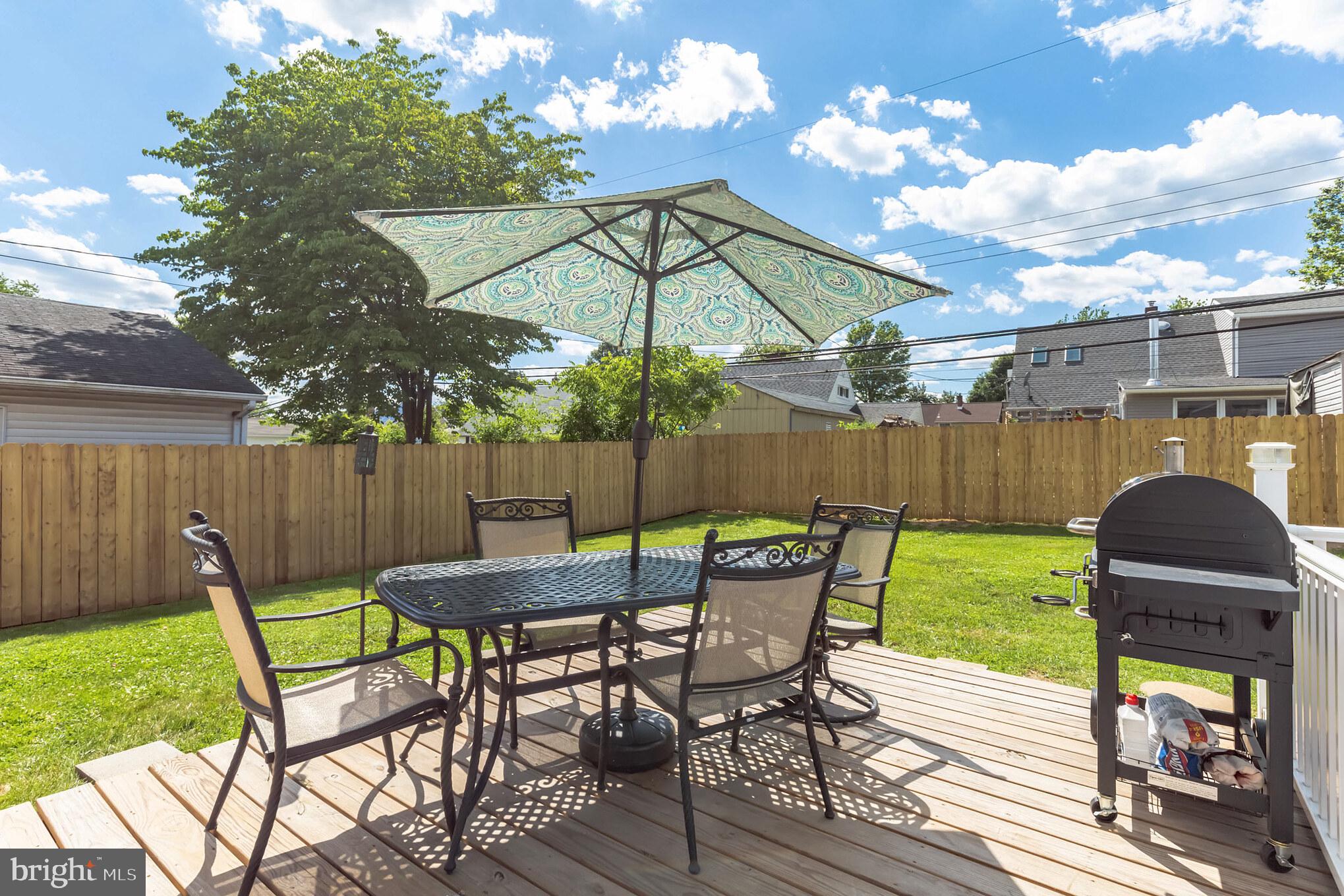 17 Inbrook Road Levittown, PA 19057 - Photo 14 of 14 Gallery Image 14