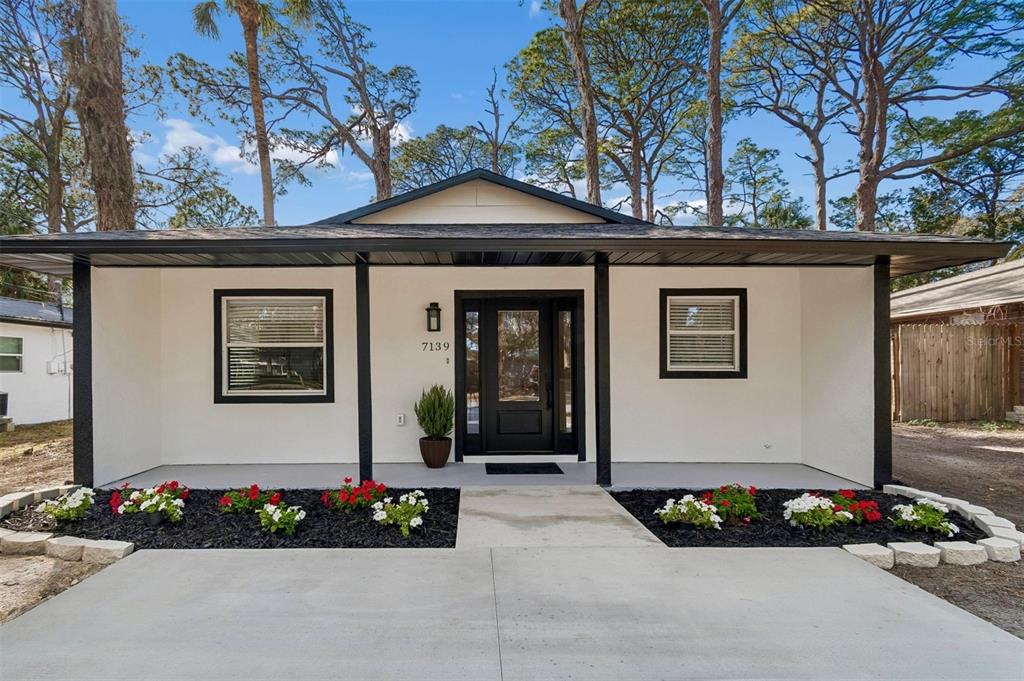 7139 Pinewood Drive New Port Richey, FL 34652 - Photo 2 of 21