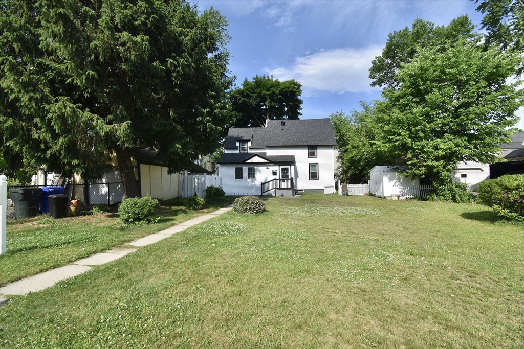 106 Suffolk Street Springfield, MA 01109 - Photo 1 of 18