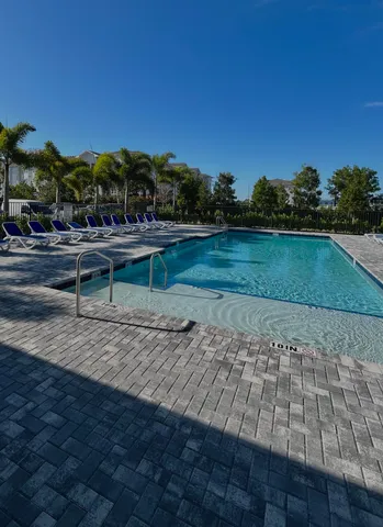 $2,800 | 317 Southeast Crossoak Ln Port, Port St. Lucie, FL 34984