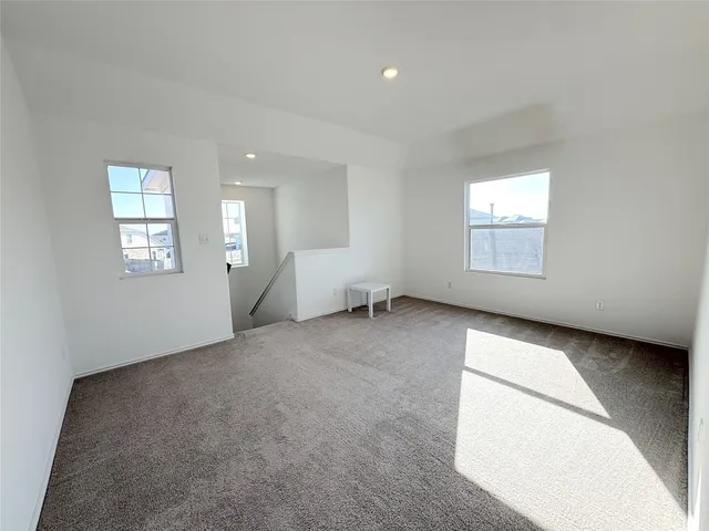 $2,295 | 224 Canley Loop, Hutto, TX 78634