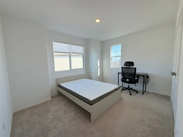 $2,295 | 224 Canley Loop, Hutto, TX 78634