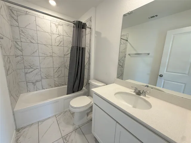 $2,295 | 224 Canley Loop, Hutto, TX 78634