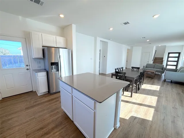 $2,295 | 224 Canley Loop, Hutto, TX 78634