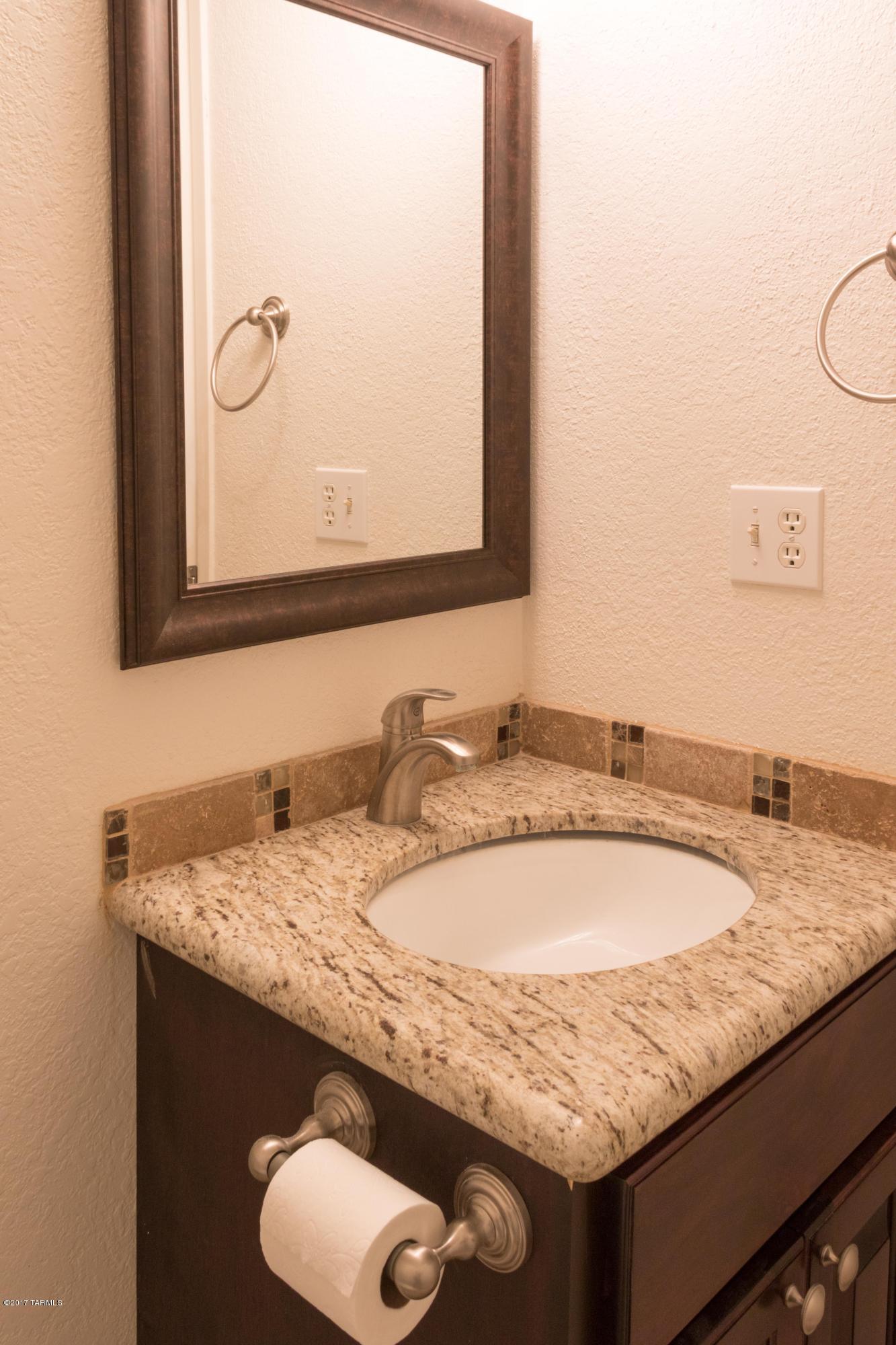 2765 West Anklam Road, Unit E Tucson, AZ 85745 - Photo 3 of 38 Gallery Image 3