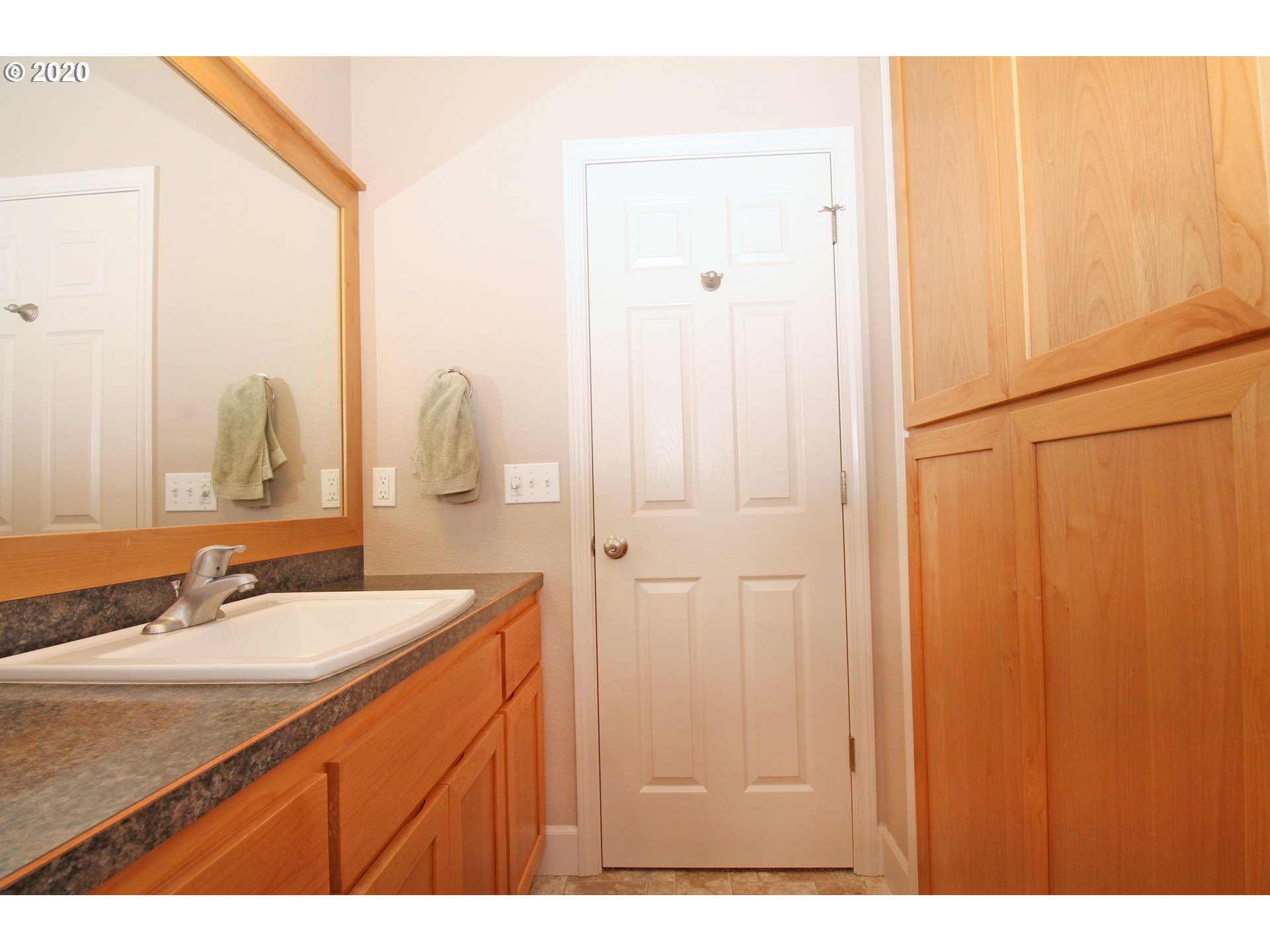2185 37th Street Springfield, OR 97477 - Photo 23 of 32 Gallery Image 23