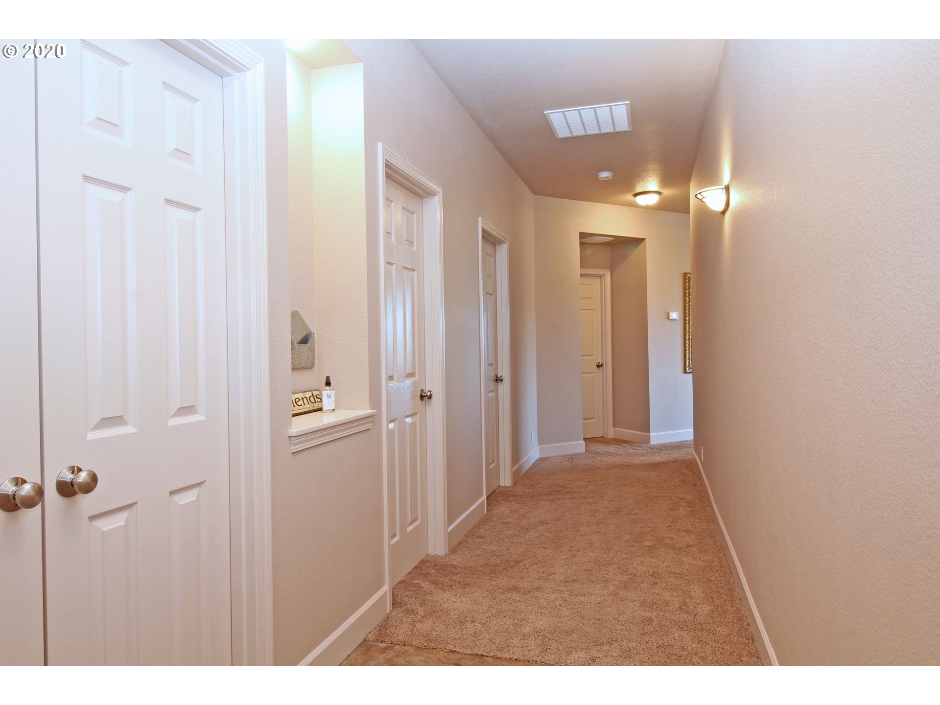 2185 37th Street Springfield, OR 97477 - Photo 5 of 32 Gallery Image 5