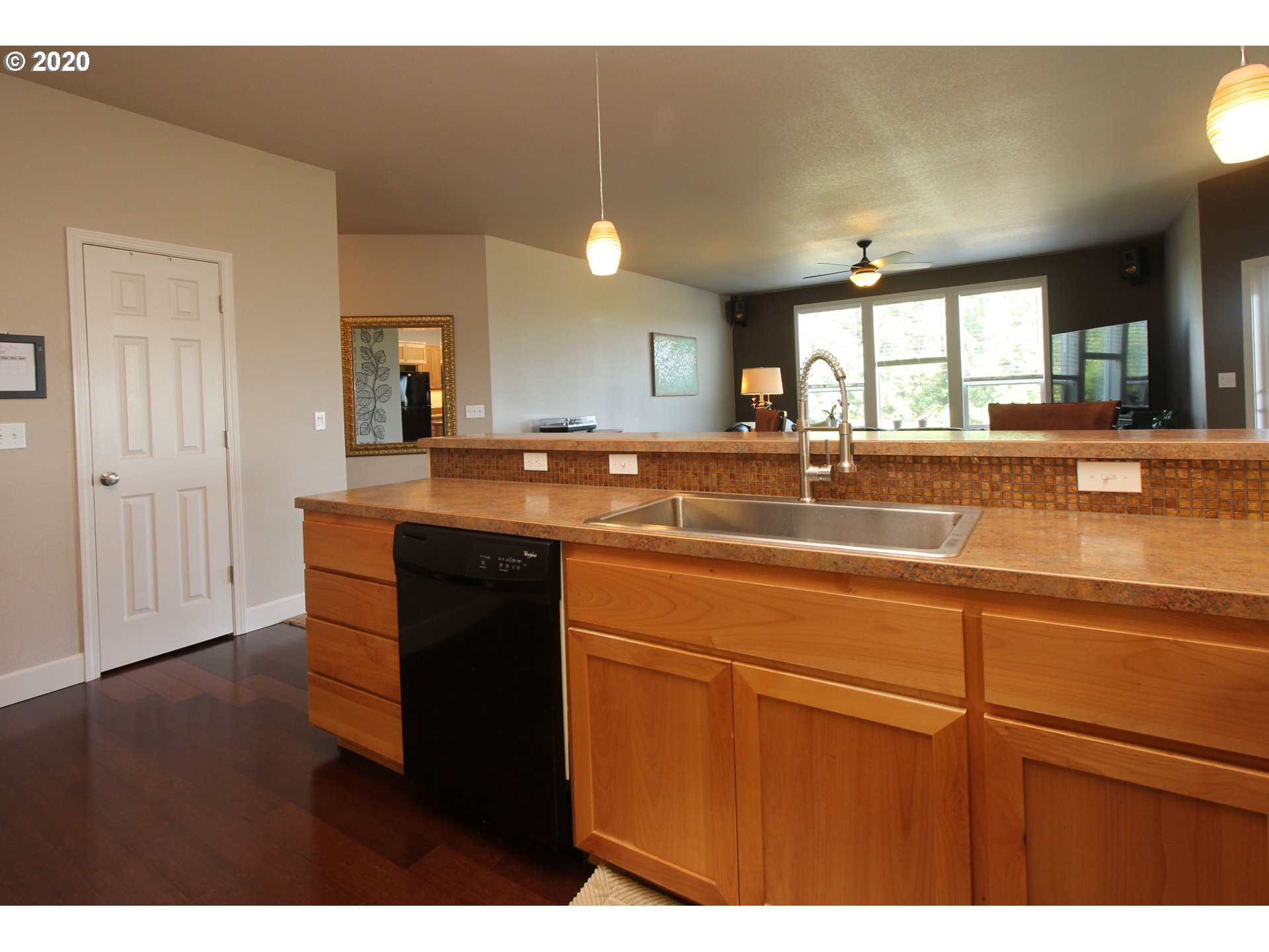 2185 37th Street Springfield, OR 97477 - Photo 8 of 32 Gallery Image 8