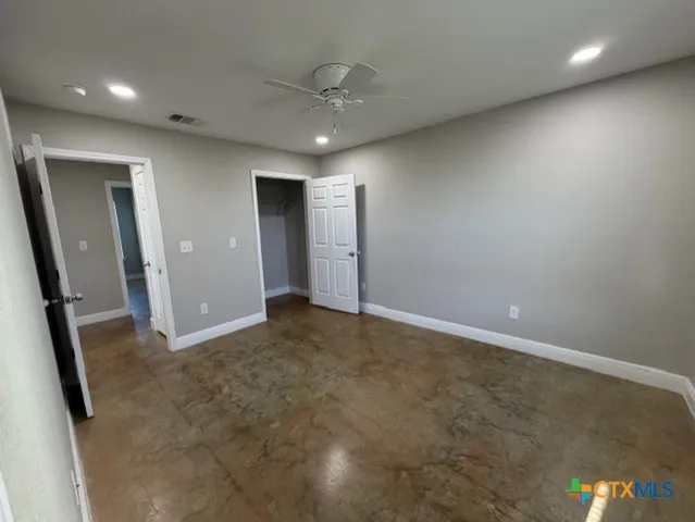 $1,100 | 661 West Austin Street, Unit F, Luling, TX 78648