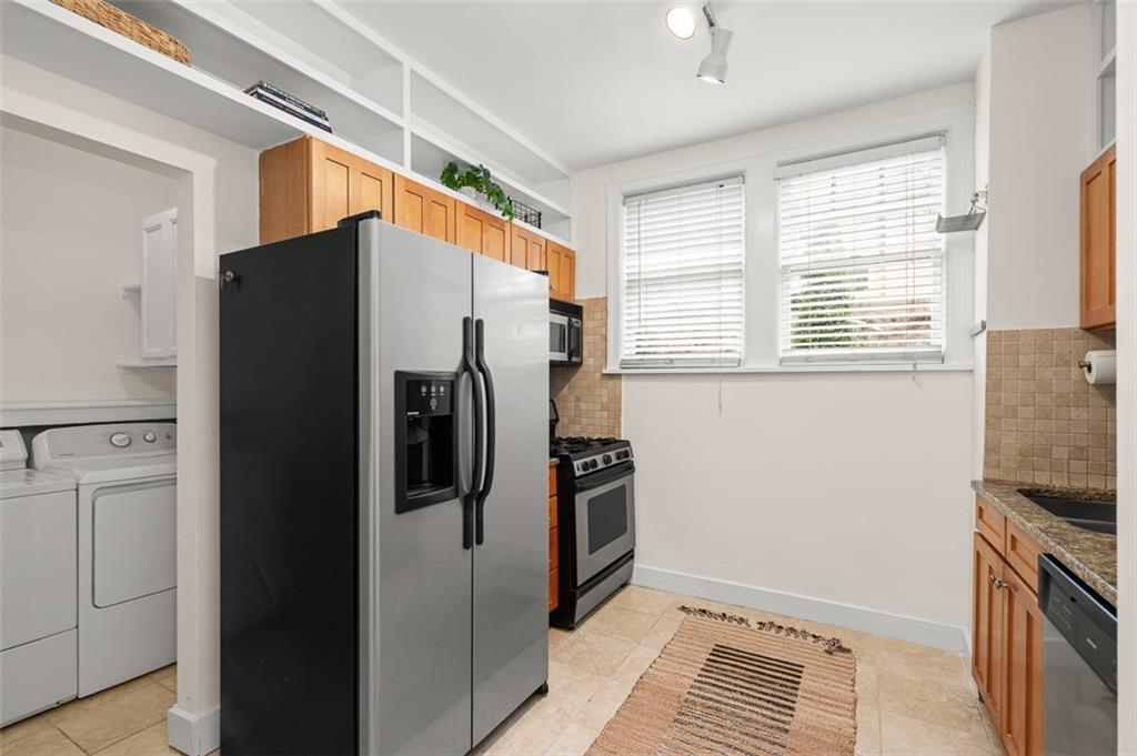 677 Somerset Terrace Northeast, Unit 5D Atlanta, GA 30306 - Photo 27 of 43