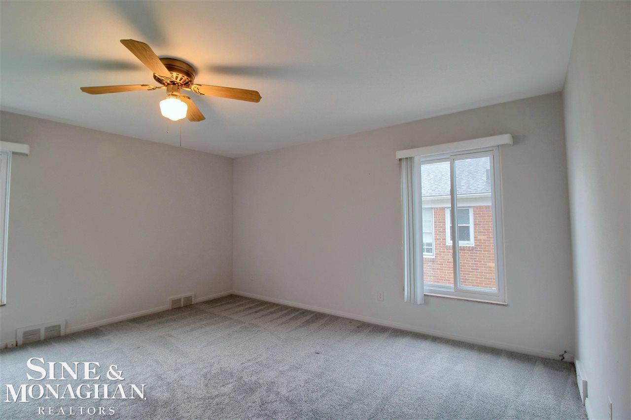 751 Harcourt Road Grosse Pointe, MI 48230 - Photo 18 of 27