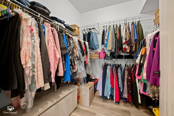 $295,000 | 15958 Buckner Pond Way, Crest Hill, IL 60403