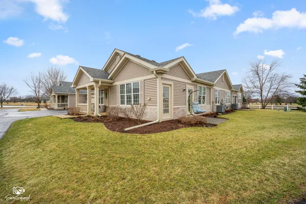 $295,000 | 15958 Buckner Pond Way, Crest Hill, IL 60403