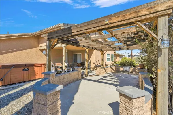 $809,900 | 6297 Coleridge Road, Oak Hills, CA 92344