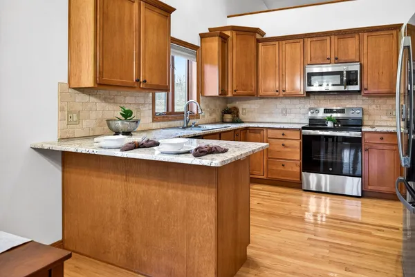 $375,000 | 1831 East Sylvan Avenue, Appleton, WI 54915